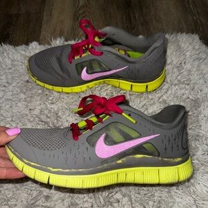 Women’s Nike free runs